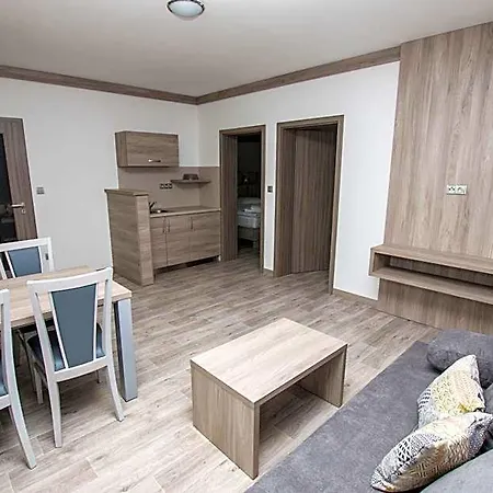 Semesteranläggning (resort) Medlicky 5*
