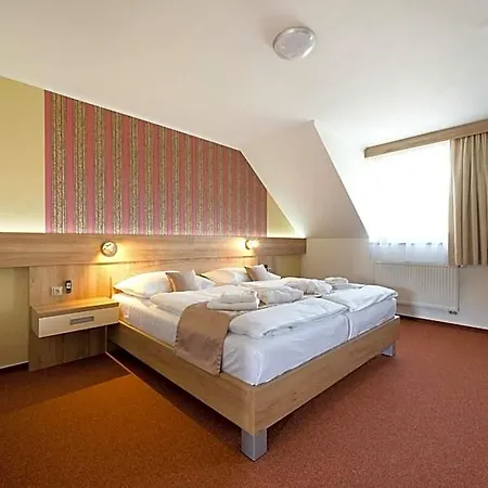 Medlicky Semesteranläggning (resort) 5*