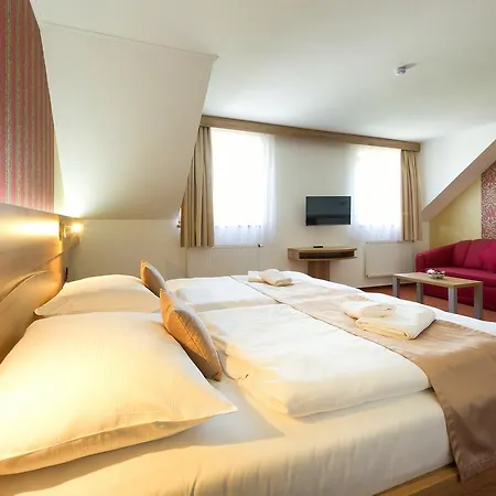 Wellness Medlicky 5* Batelov