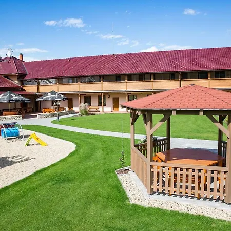 Resort Wellness Medlicky